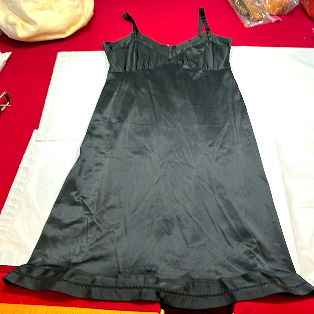 Richform BLACK lace SLIP DRESS NYLON USA midi sweetheart neck adjustable size 36